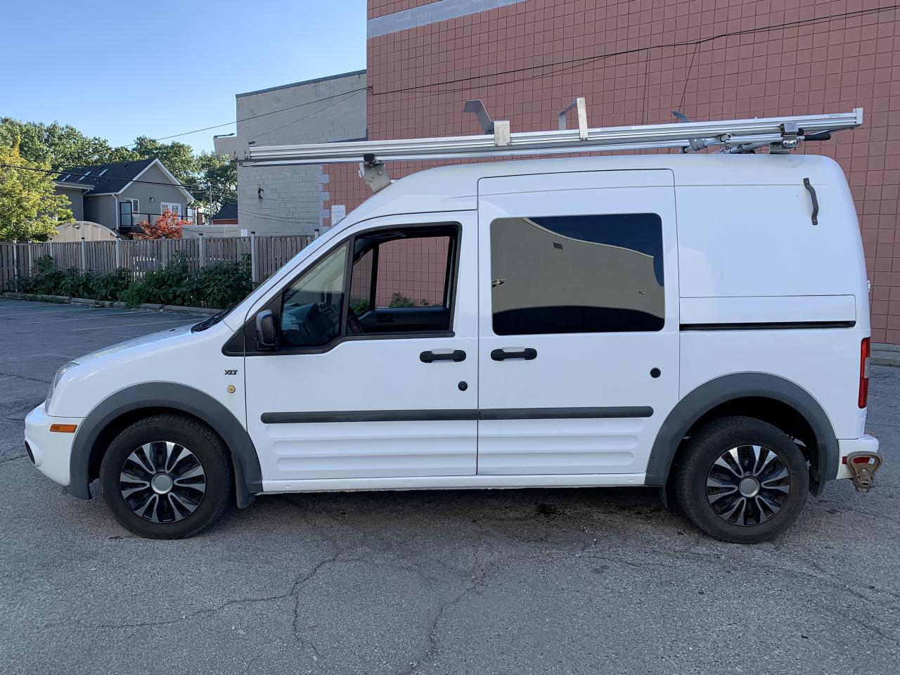 2011 Ford Transit Connect CARGO !!! 149143 KMS !!! CAR FAX CLEAN / SPOTLESS Photo