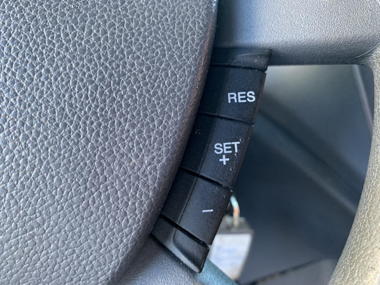 2011 Ford Transit Connect CARGO !!! 149143 KMS !!! CAR FAX CLEAN / SPOTLESS Photo