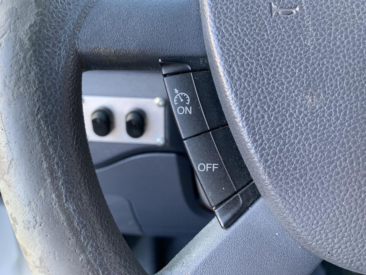 2011 Ford Transit Connect CARGO !!! 149143 KMS !!! CAR FAX CLEAN / SPOTLESS Photo