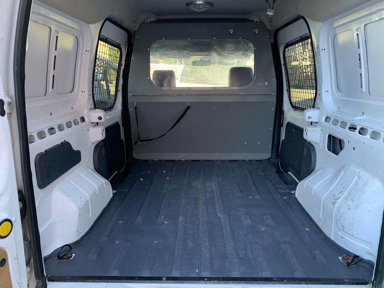 2011 Ford Transit Connect CARGO !!! 149143 KMS !!! CAR FAX CLEAN / SPOTLESS Photo