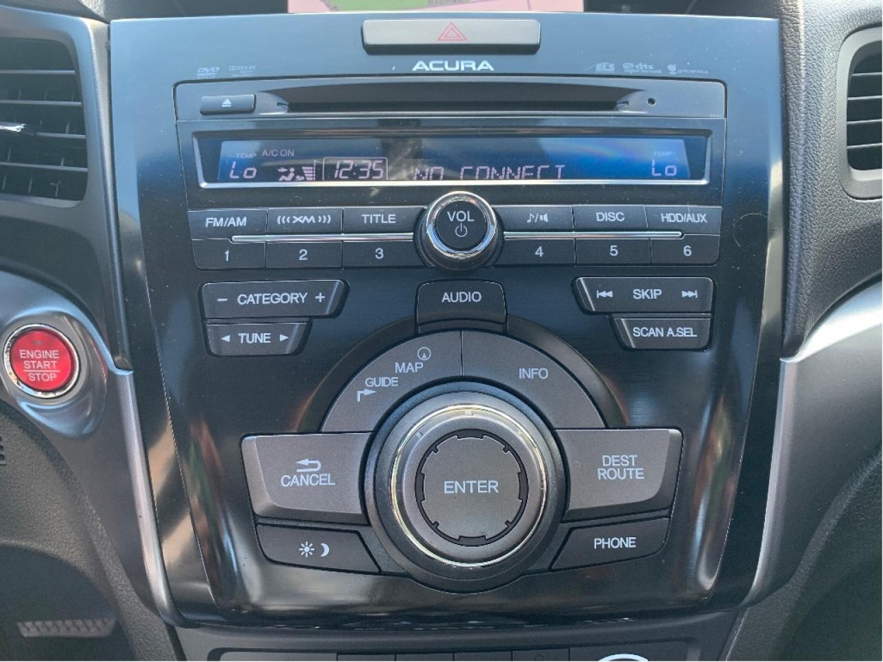 2014 Acura ILX TECK PKG !!! 73251 KMS !!!! CAR FAX CLN !!! NAVI Photo