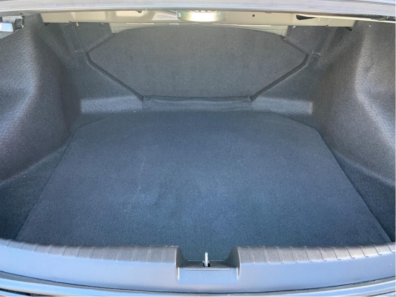 2014 Acura ILX TECK PKG !!! 73251 KMS !!!! CAR FAX CLN !!! NAVI Photo