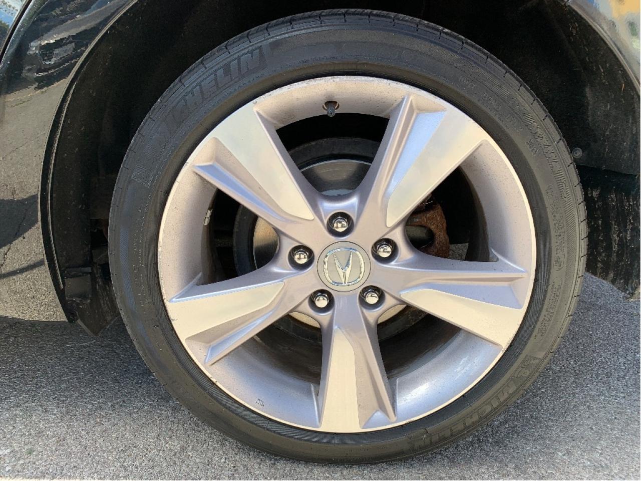 2014 Acura ILX TECK PKG !!! 73251 KMS !!!! CAR FAX CLN !!! NAVI Photo