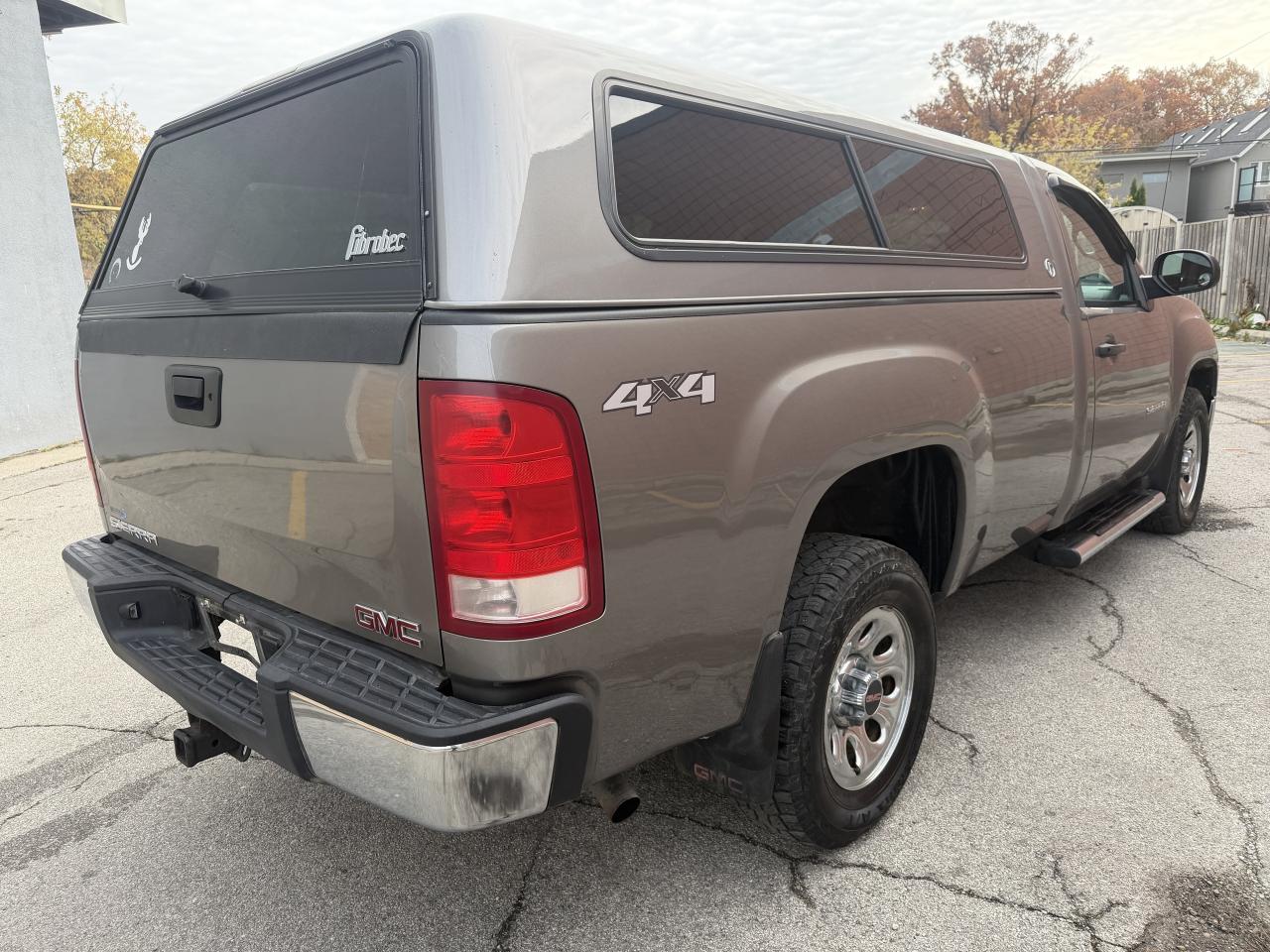 2013 GMC Sierra 1500 4WD Reg Cab !!! 94376 KMS !!! CAR FAX CLN !! MINT Photo4