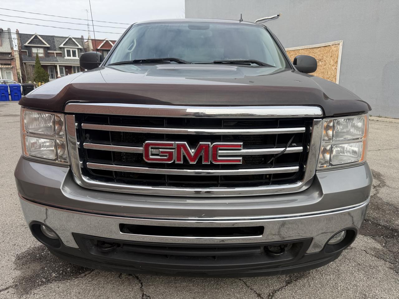 2013 GMC Sierra 1500 4WD Reg Cab !!! 94376 KMS !!! CAR FAX CLN !! MINT Photo