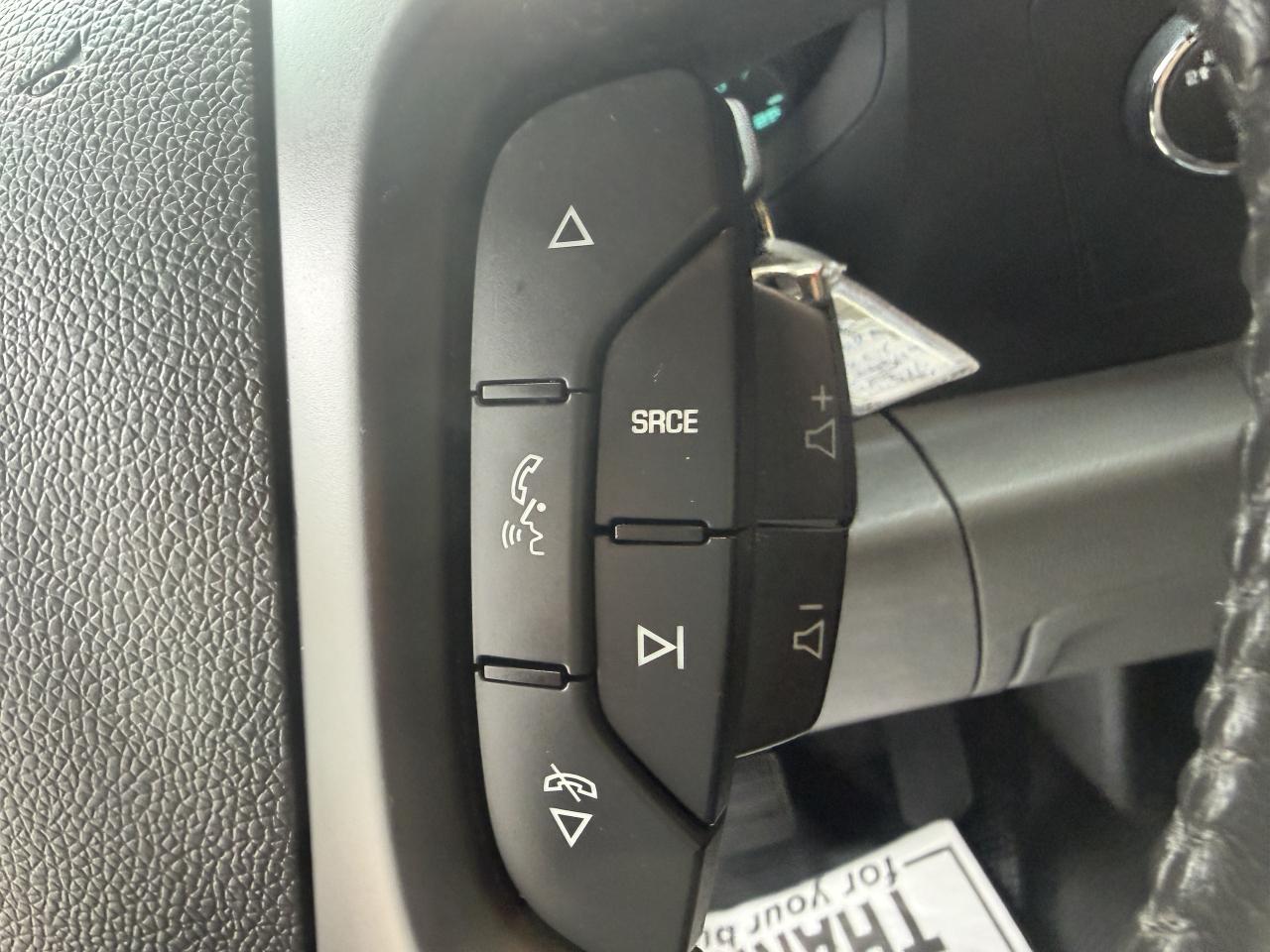 2013 GMC Sierra 1500 4WD Reg Cab !!! 94376 KMS !!! CAR FAX CLN !! MINT Photo