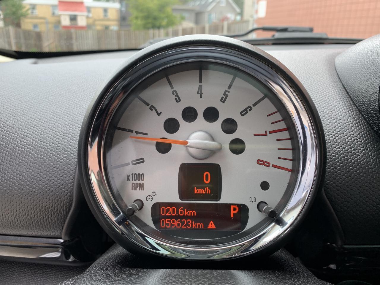 2013 MINI Cooper Paceman 2dr / PACEMAN /   59602 KMS !!! AUTO !! ONE OWNER Photo