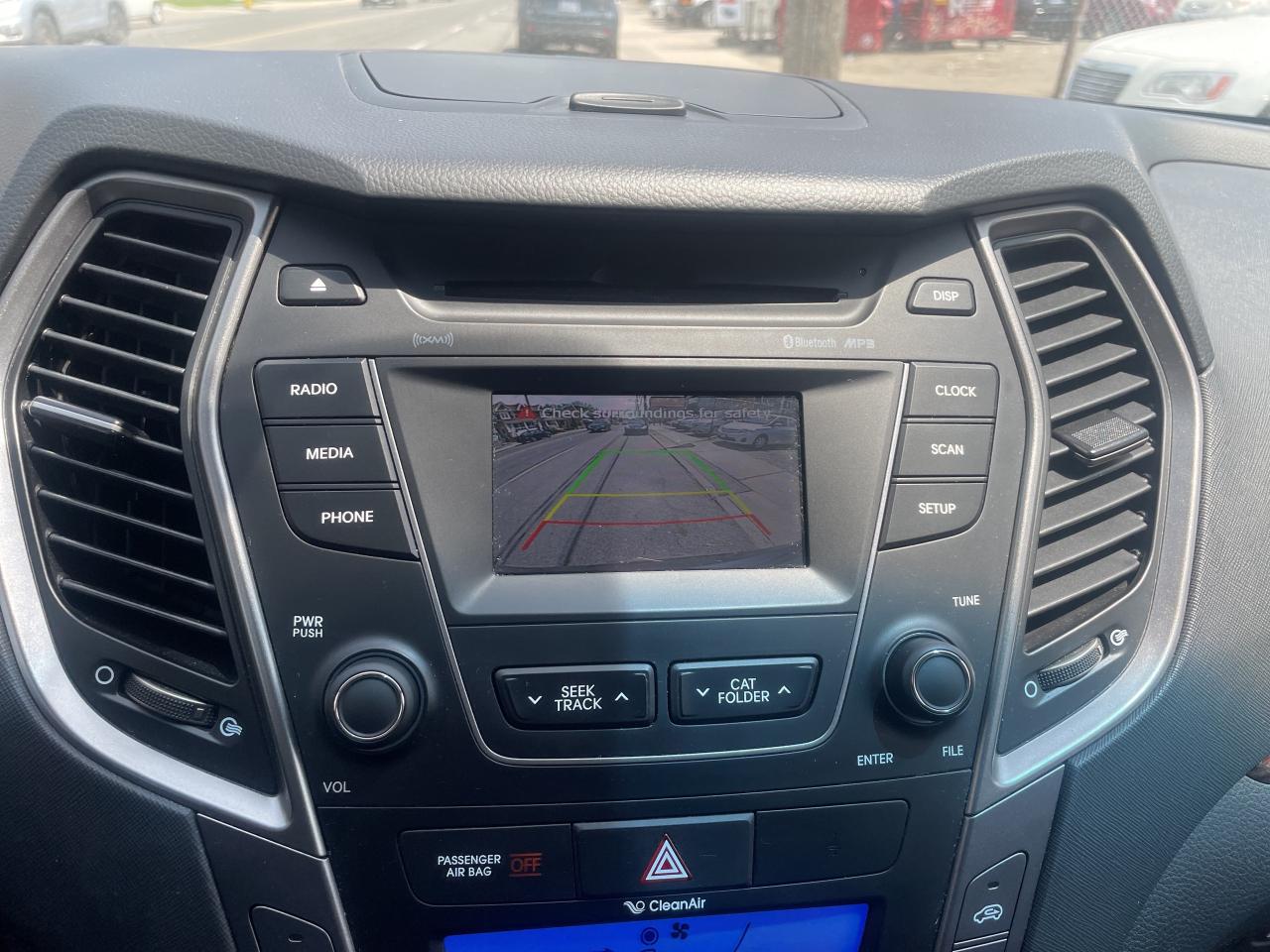 2015 Hyundai Santa Fe Sport LIMITED / A/W/D / LOADED/ MINT/ CARFAX VERIFIED Photo