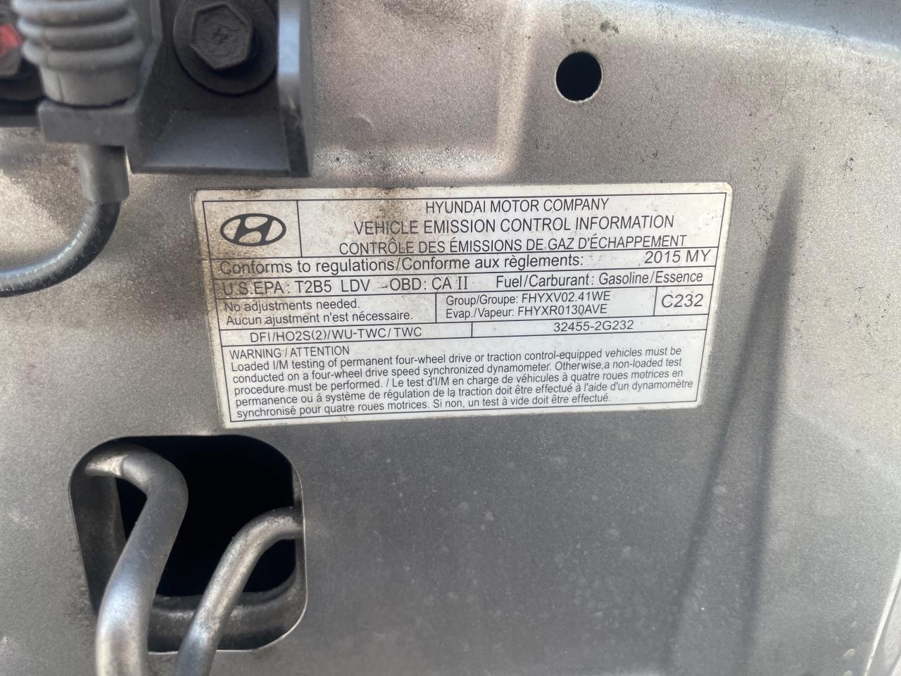 2015 Hyundai Santa Fe Sport LIMITED / A/W/D / LOADED/ MINT/ CARFAX VERIFIED Photo