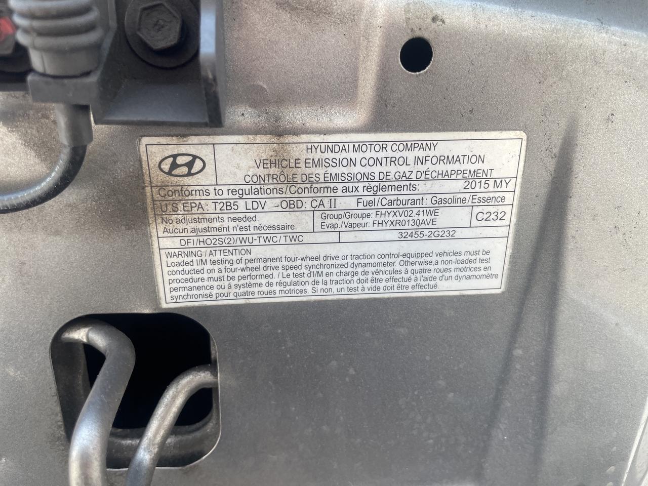 2015 Hyundai Santa Fe Sport LIMITED / A/W/D / LOADED/ MINT/ CARFAX VERIFIED Photo