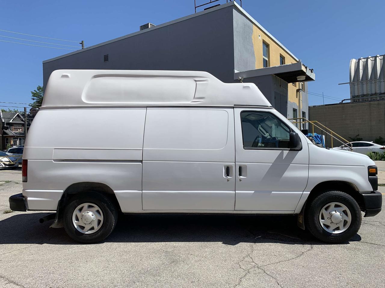 2012 Ford E-350 CARGO   !!! HIGH ROOF !! CAR FAX CLEAN !! SPOTLESS Photo