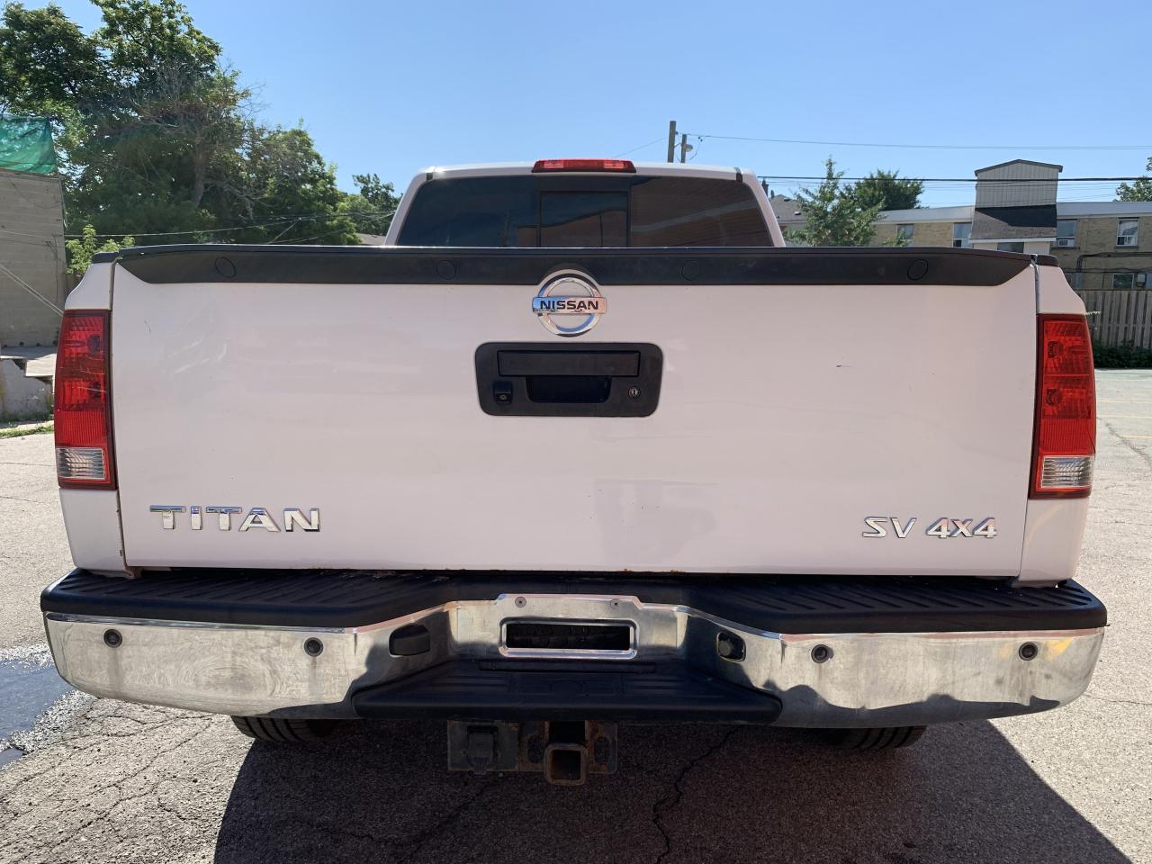 2014 Nissan Titan 4WD King Cab SWB SV !!!! 4X4 LOADED WITH OPTIONS Photo