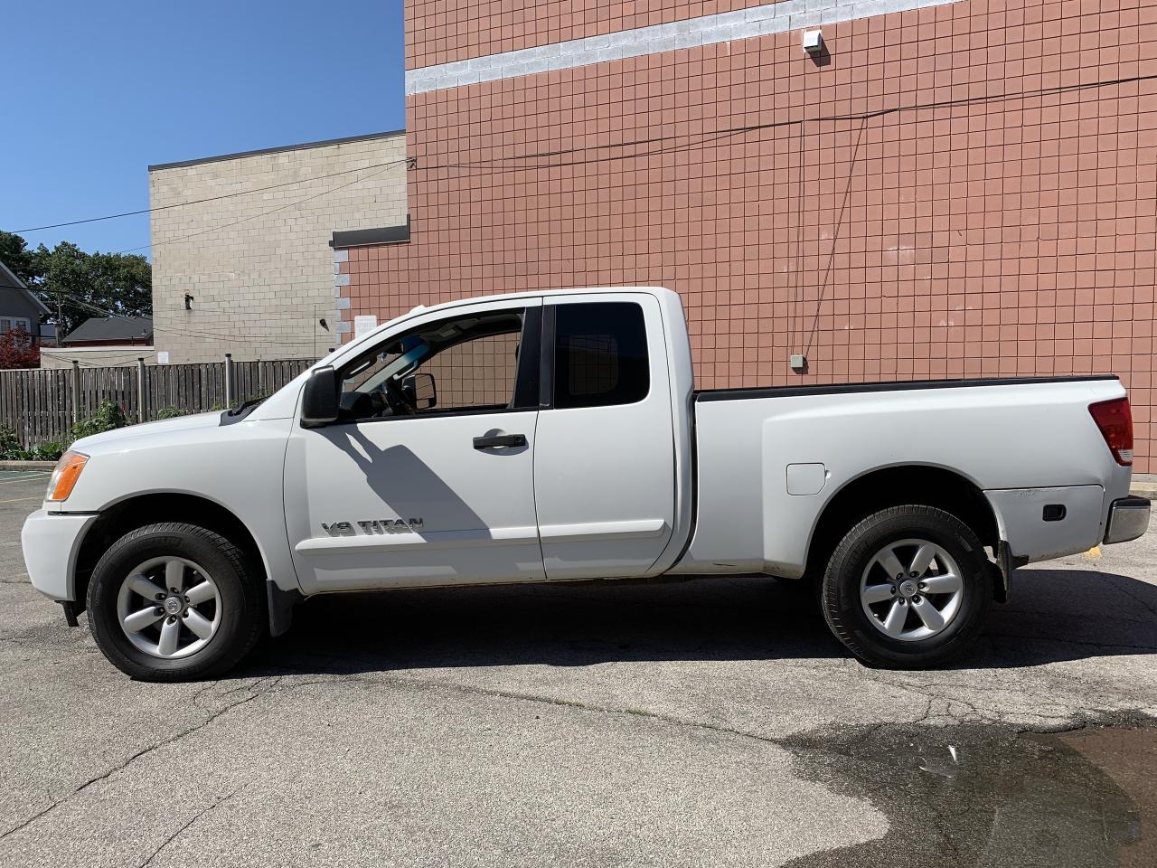 2014 Nissan Titan 4WD King Cab SWB SV !!!! 4X4 LOADED WITH OPTIONS Photo