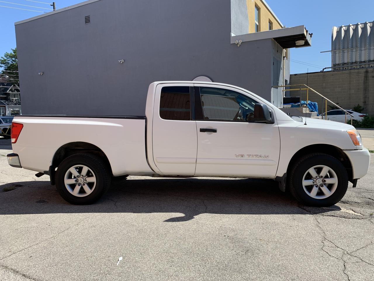 2014 Nissan Titan 4WD King Cab SWB SV !!!! 4X4 LOADED WITH OPTIONS Photo