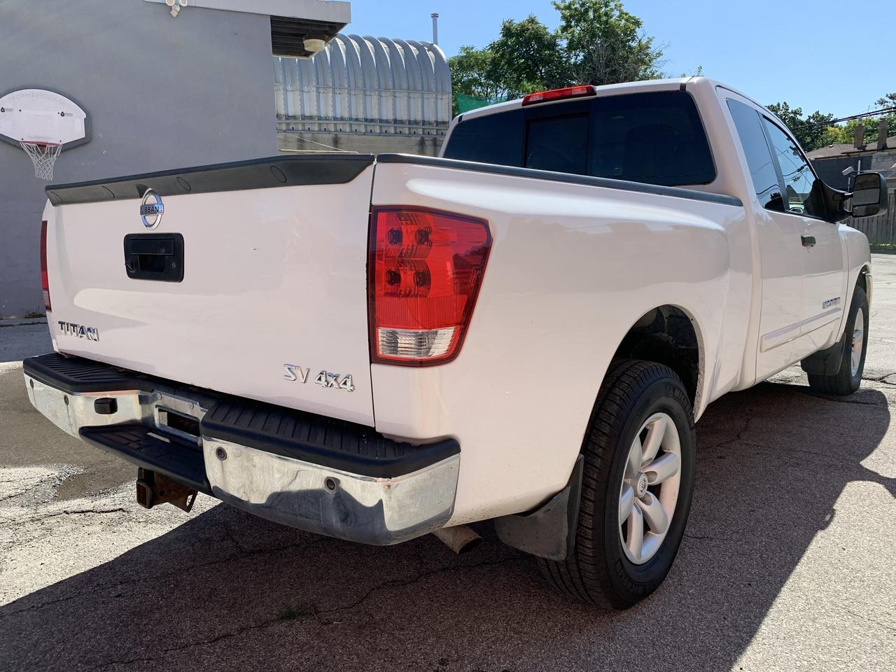 2014 Nissan Titan 4WD King Cab SWB SV !!!! 4X4 LOADED WITH OPTIONS Photo