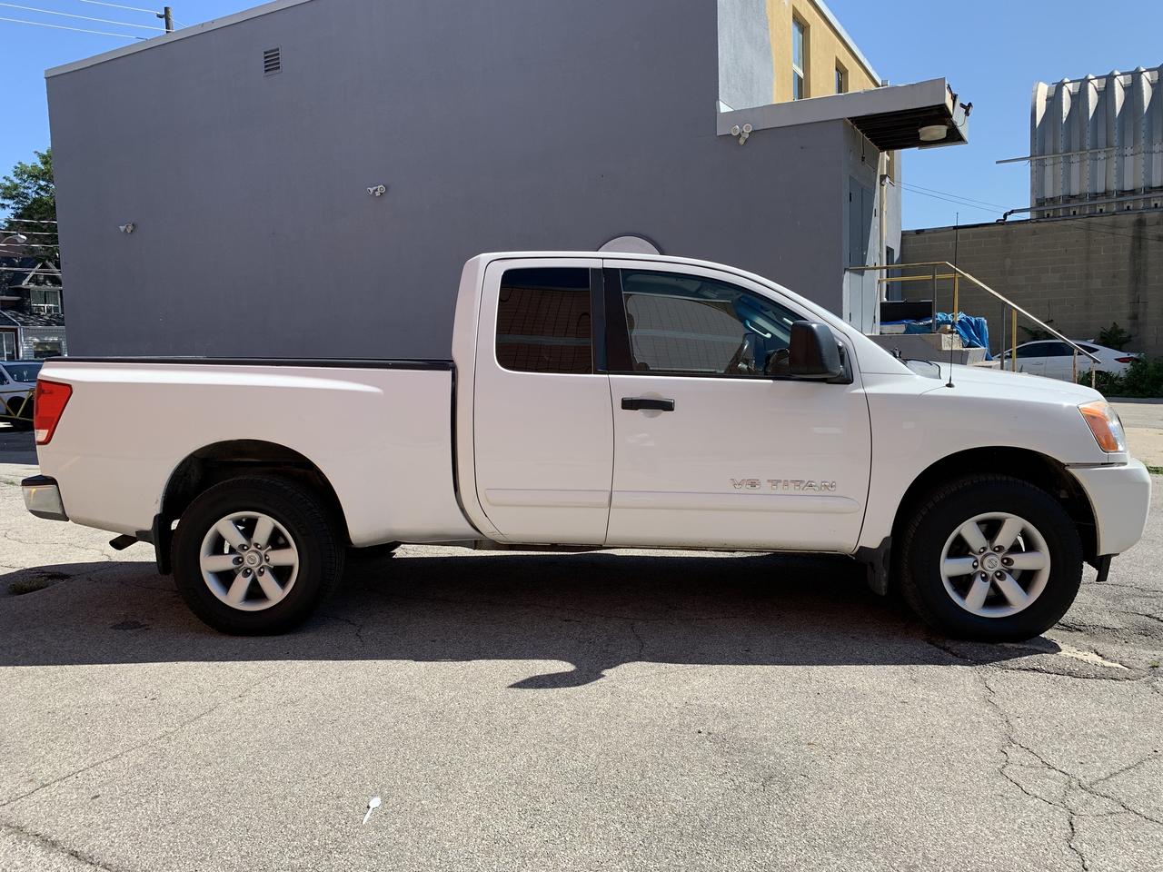 2014 Nissan Titan 4WD King Cab SWB SV !!!! 4X4 LOADED WITH OPTIONS Photo