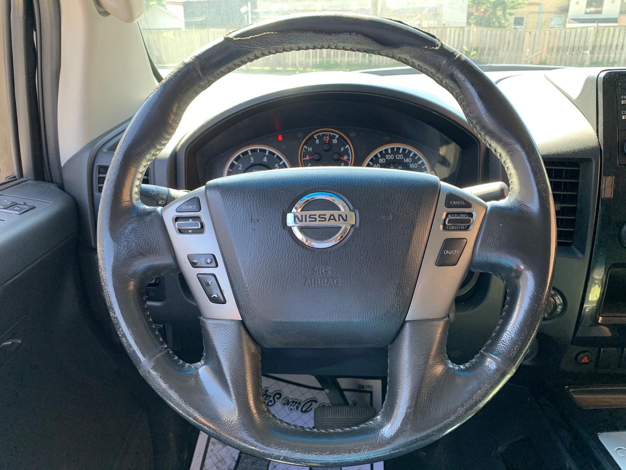 2014 Nissan Titan 4WD King Cab SWB SV !!!! 4X4 LOADED WITH OPTIONS Photo