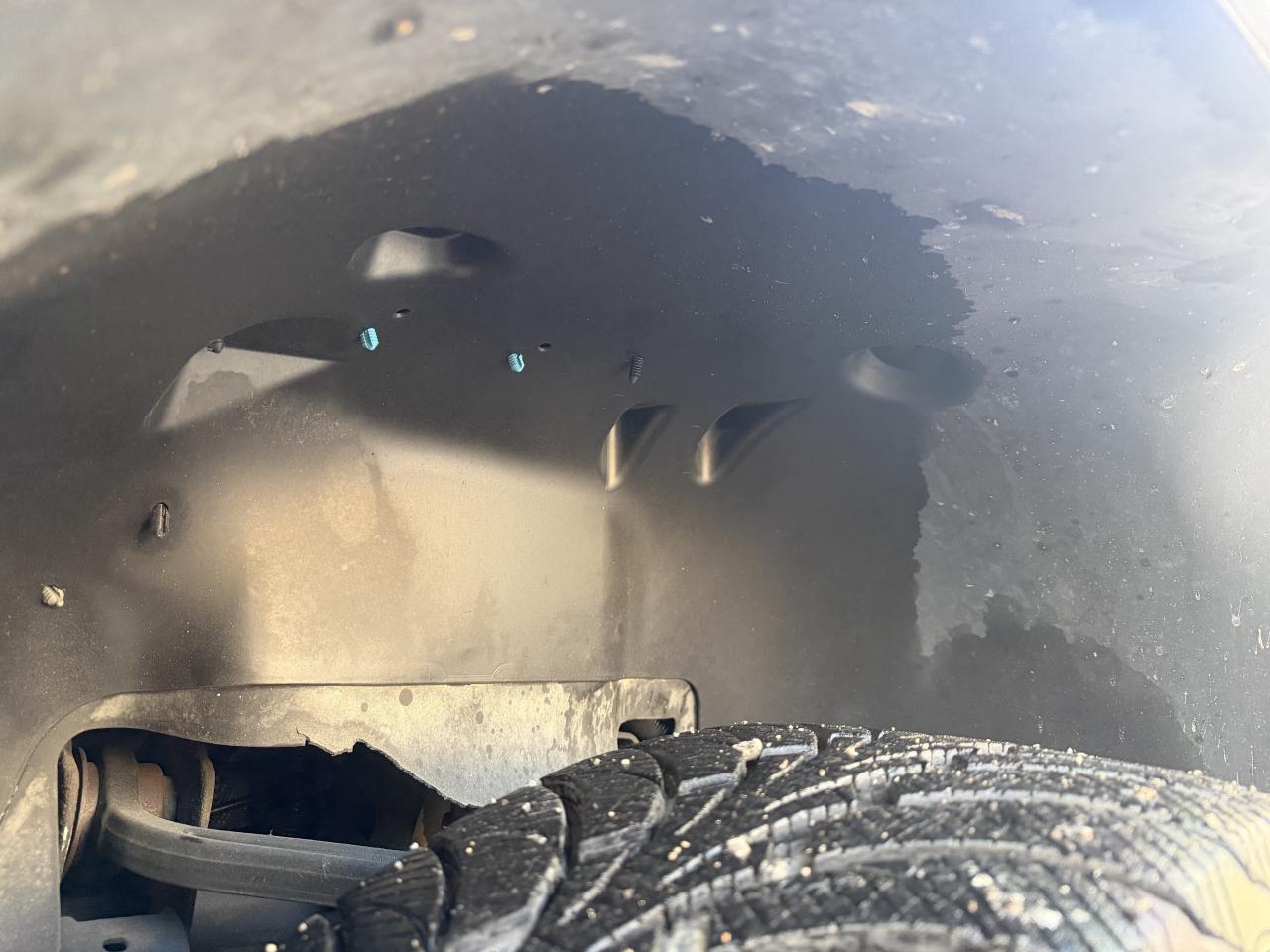 2011 Chevrolet Silverado 3500 4WD Crew Cab !!!! YES ONLY  29020 kms !!!! Photo