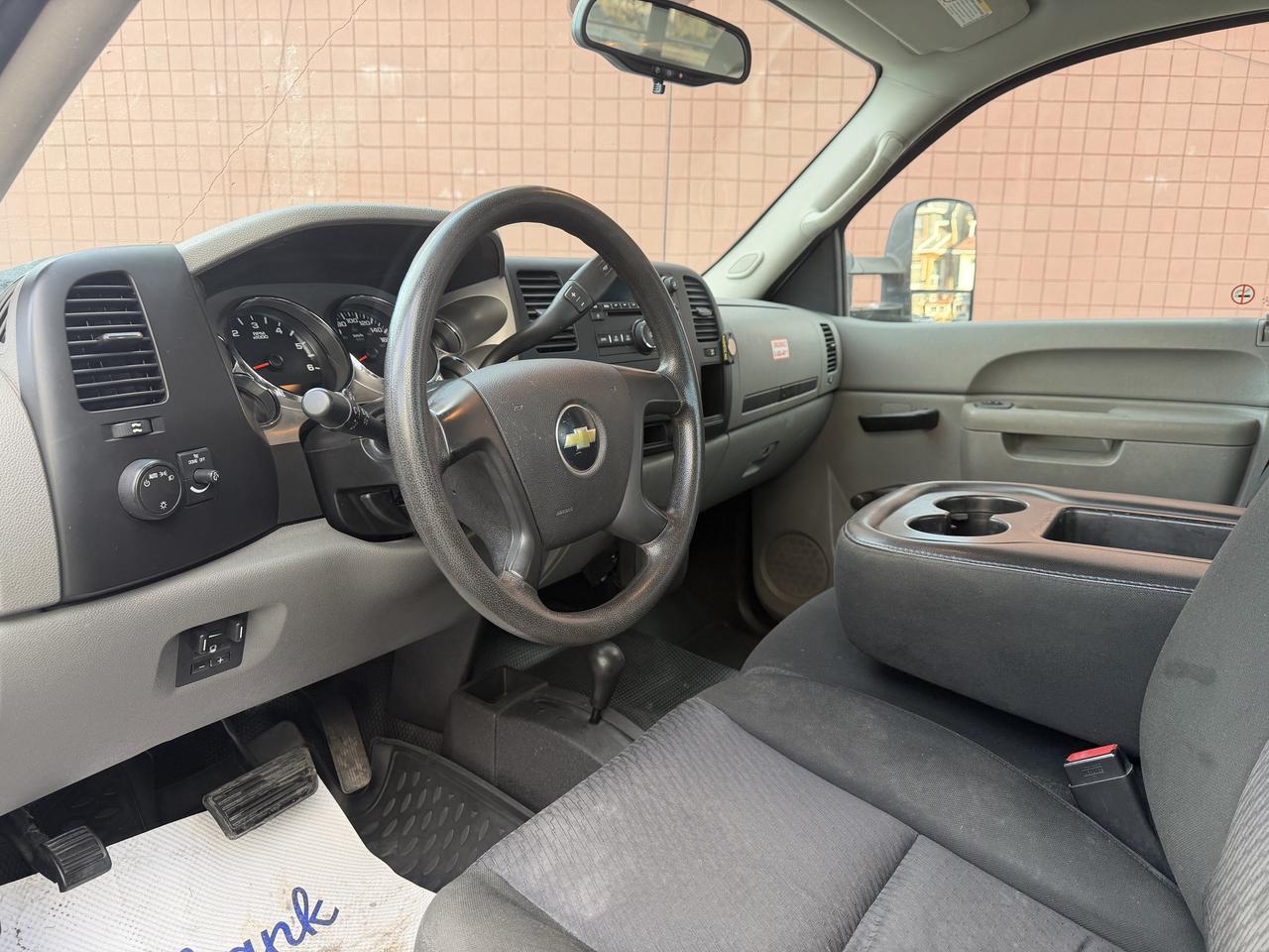 2011 Chevrolet Silverado 3500 !! JUST SOLD SOLD !!4WD Crew Cab   29020 kms !!!! Photo