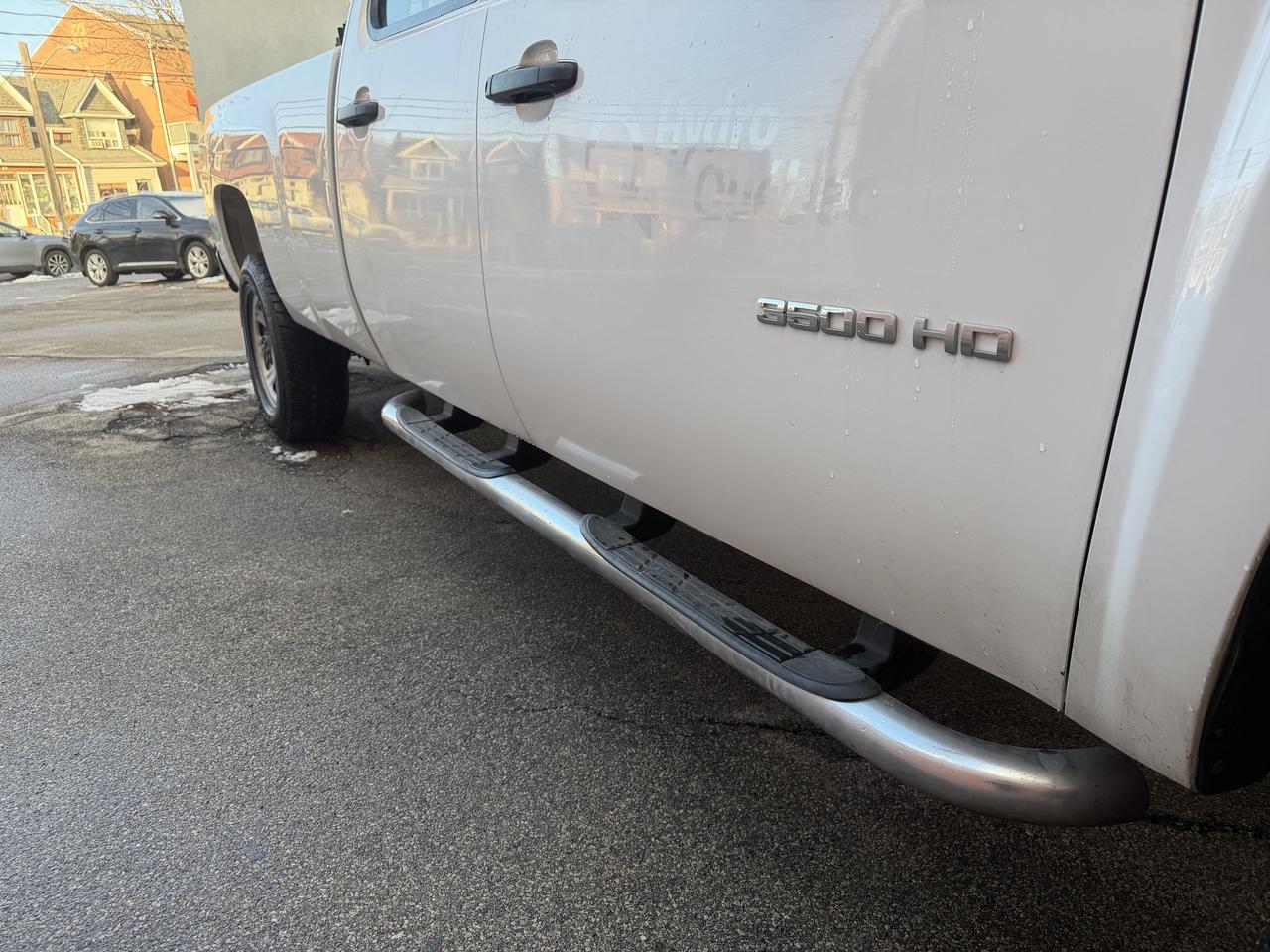 2011 Chevrolet Silverado 3500 !! JUST SOLD SOLD !!4WD Crew Cab   29020 kms !!!! Photo