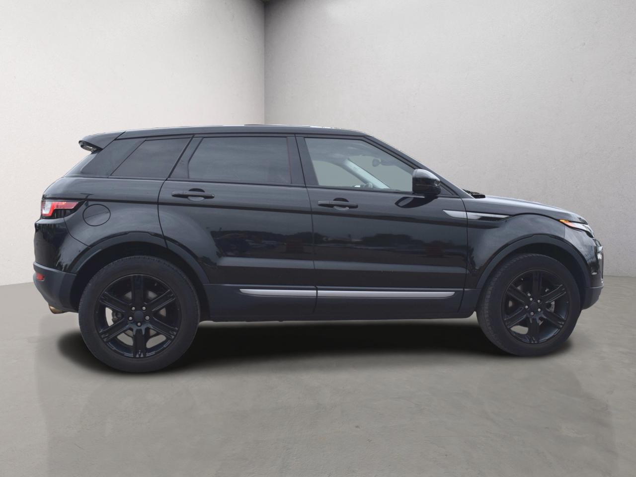 2017 Land Rover Range Rover Evoque SE AWD Panoramic Sunroof Photo3