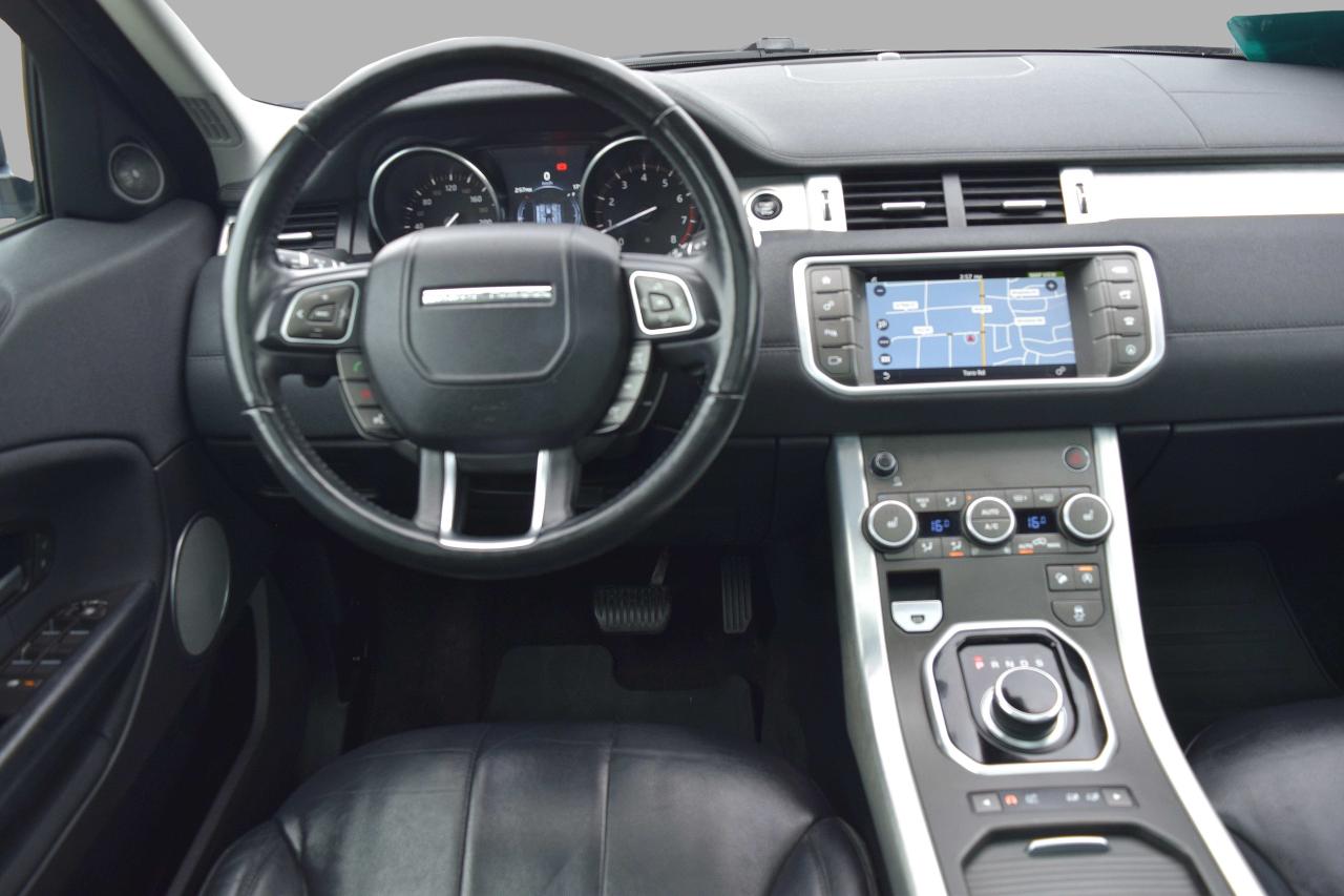 2017 Land Rover Range Rover Evoque SE AWD Panoramic Sunroof Photo