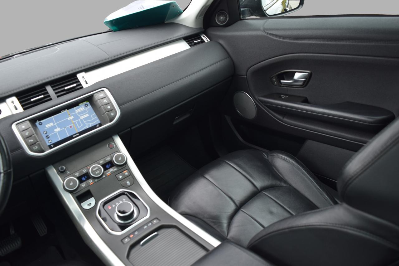 2017 Land Rover Range Rover Evoque SE AWD Panoramic Sunroof Photo