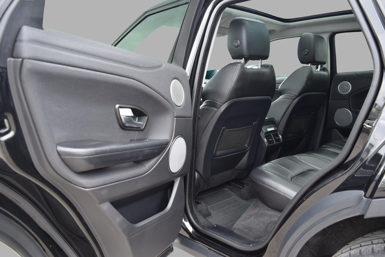 2017 Land Rover Range Rover Evoque SE AWD Panoramic Sunroof Photo