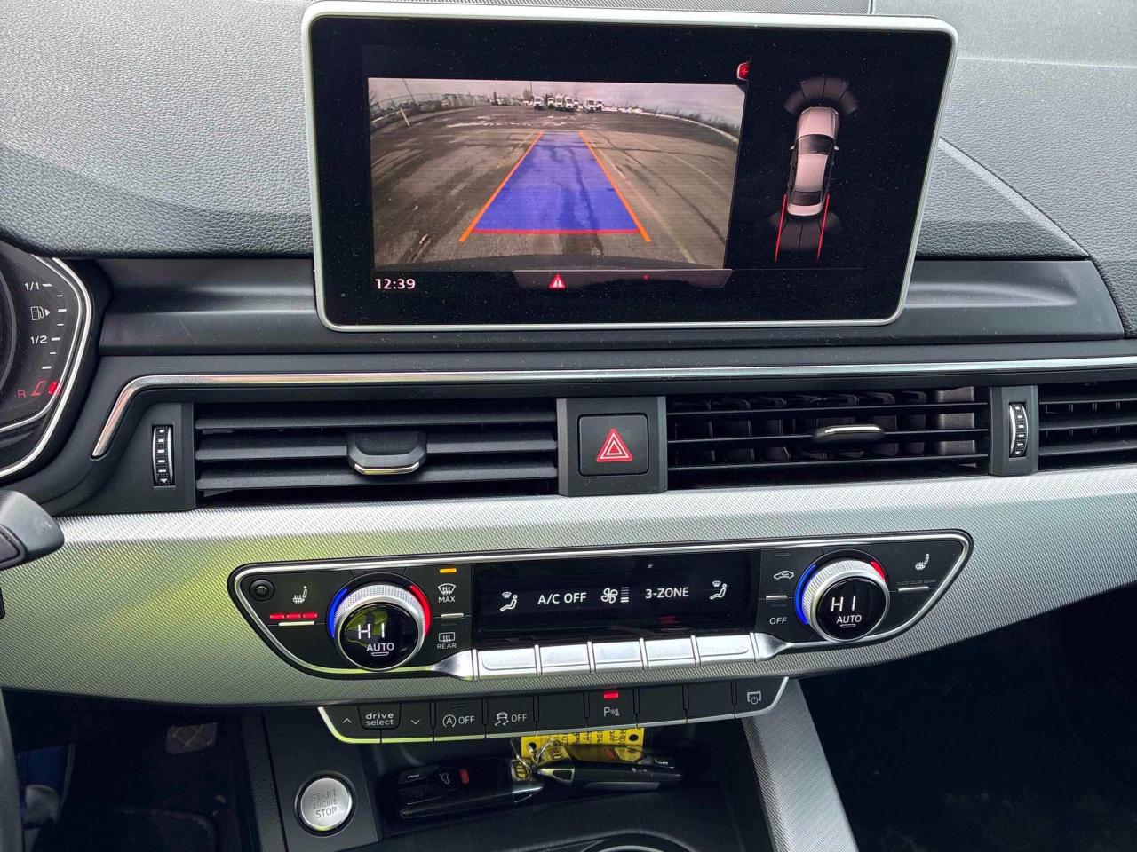 2017 Audi A4 Progressiv AWD Navigation Photo