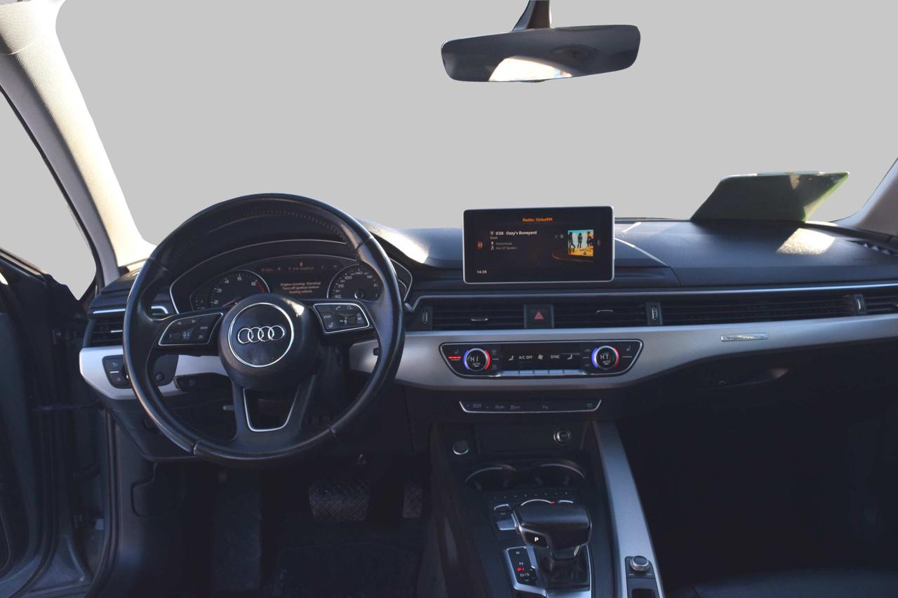 2017 Audi A4 Progressiv AWD Navigation Photo