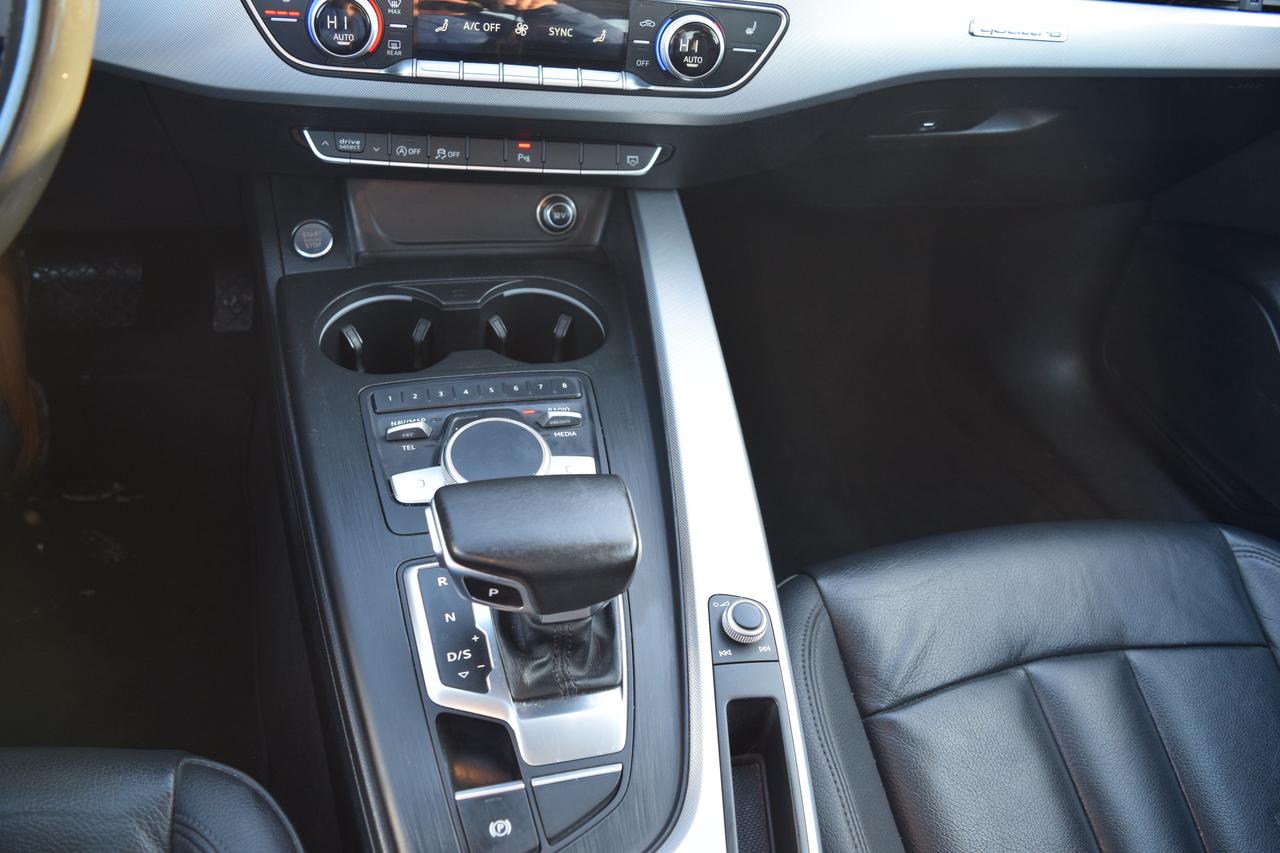 2017 Audi A4 Progressiv AWD Navigation Photo