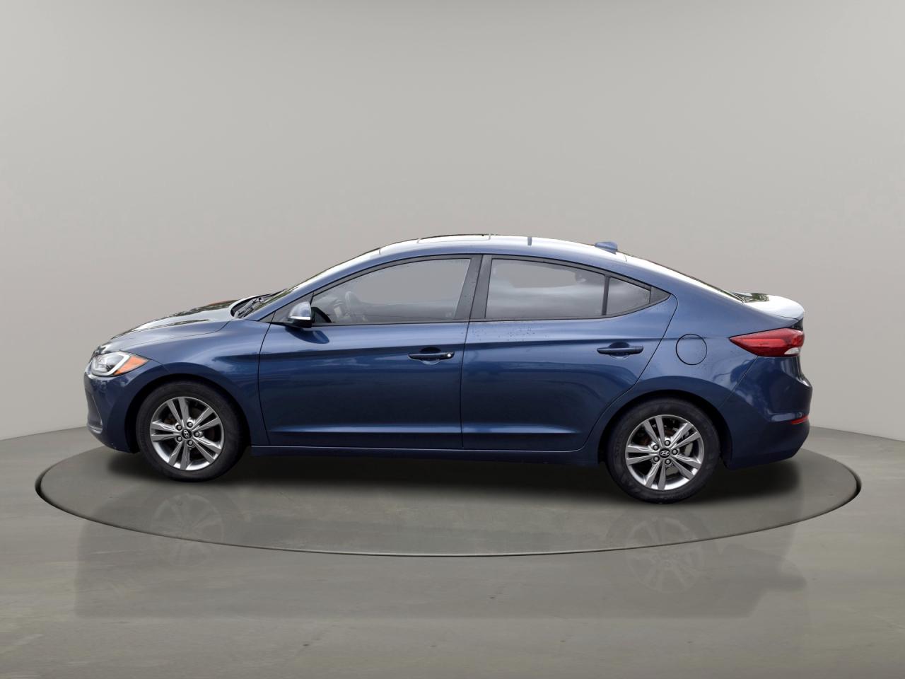 2018 Hyundai Elantra GL SE Sunroof Navi Camera Photo