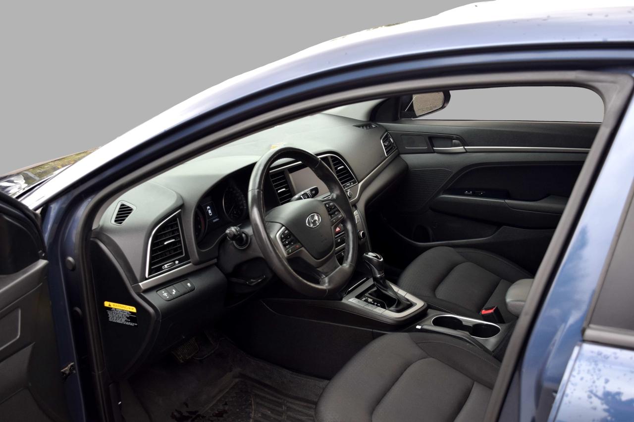 2018 Hyundai Elantra GL SE Sunroof Navi Camera Photo