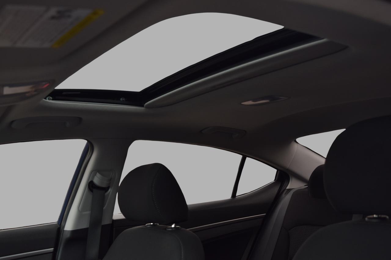 2018 Hyundai Elantra GL SE Sunroof Navi Camera Photo