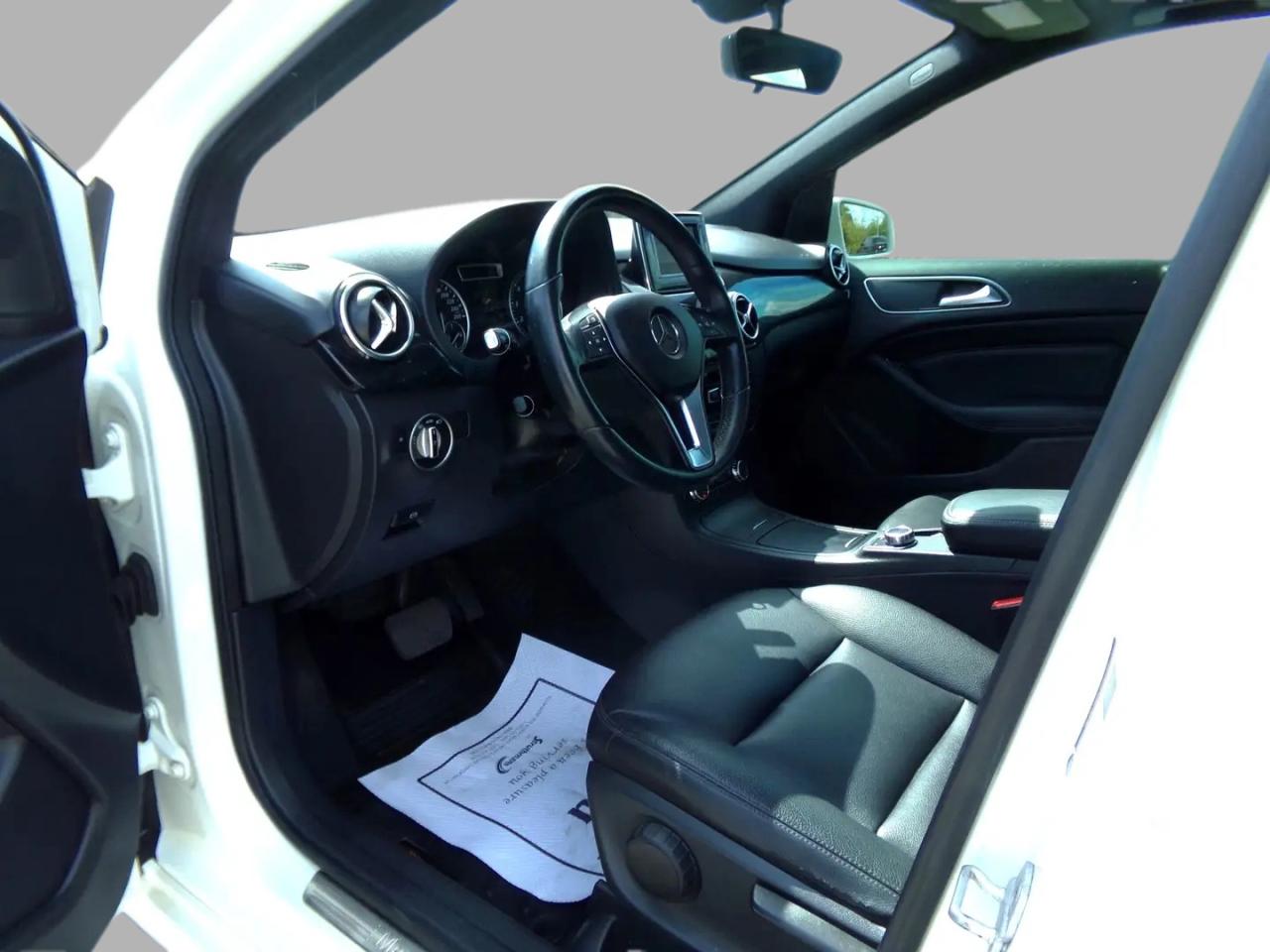 2014 Mercedes-Benz B-Class B250 Sports Tourer Back Up Camera Photo