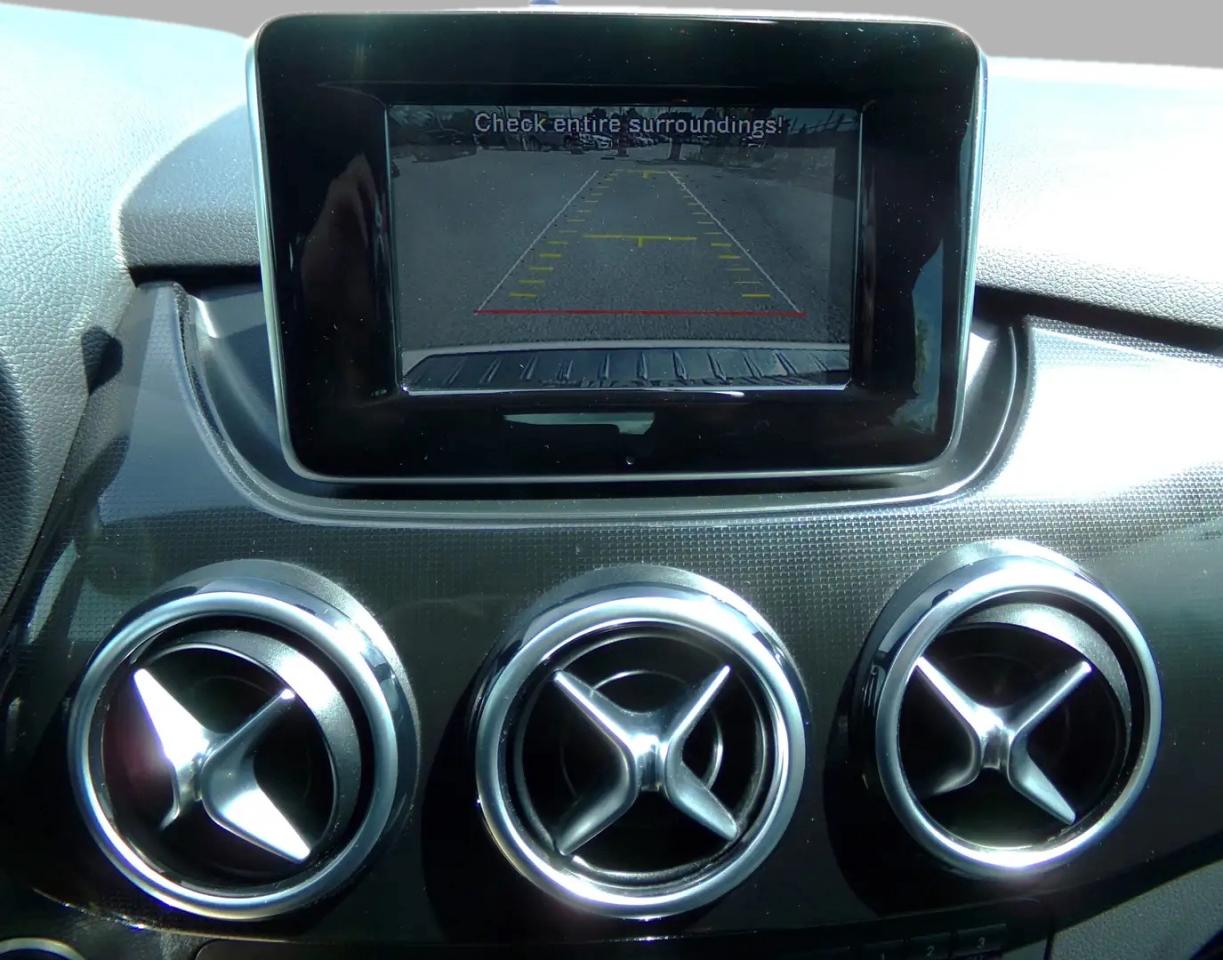 2014 Mercedes-Benz B-Class B250 Sports Tourer Back Up Camera Photo