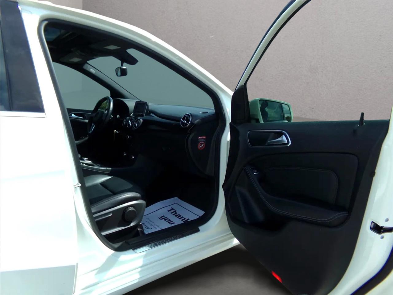 2014 Mercedes-Benz B-Class B250 Sports Tourer Back Up Camera Photo