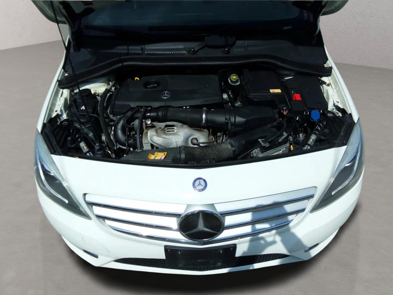 2014 Mercedes-Benz B-Class B250 Sports Tourer Back Up Camera Photo