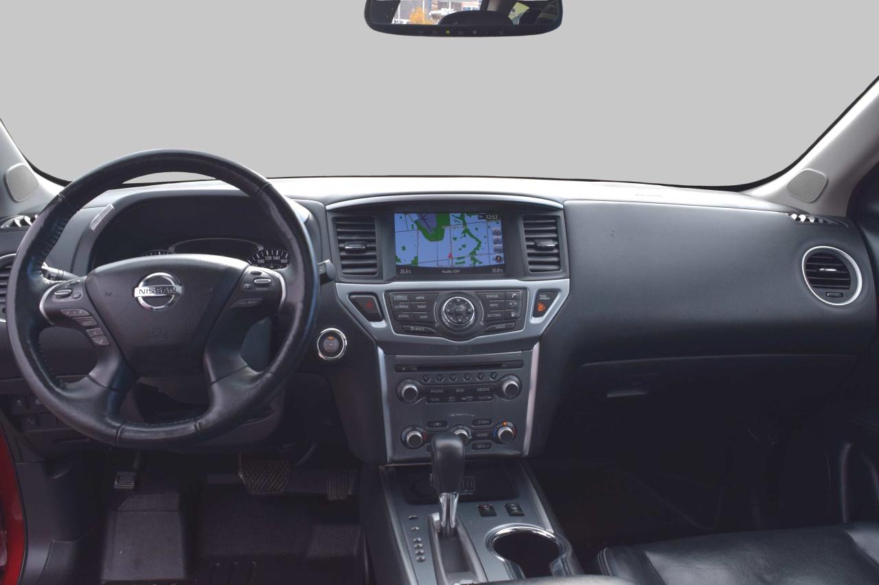 2018 Nissan Pathfinder SL 4WD Panoramic Sunroof Navi Photo