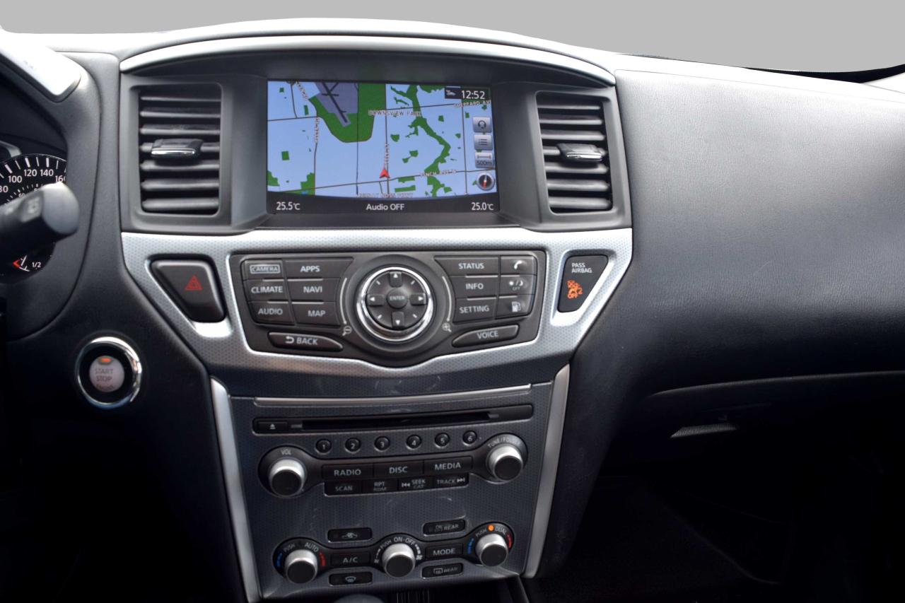 2018 Nissan Pathfinder SL 4WD Panoramic Sunroof Navi Photo