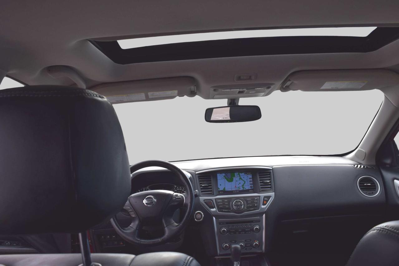 2018 Nissan Pathfinder SL 4WD Panoramic Sunroof Navi Photo