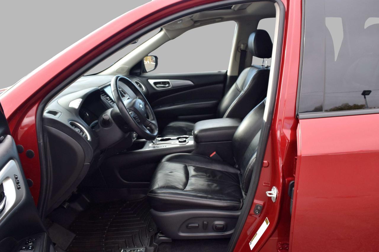 2018 Nissan Pathfinder SL 4WD Panoramic Sunroof Navi Photo