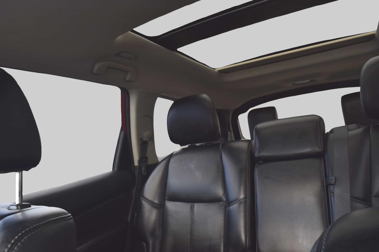2018 Nissan Pathfinder SL 4WD Panoramic Sunroof Navi Photo