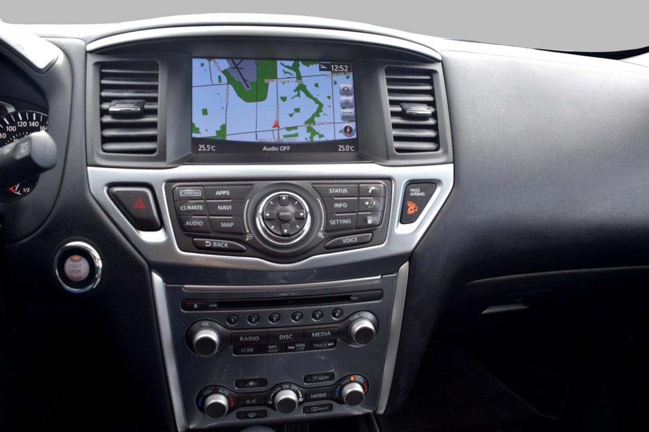 2018 Nissan Pathfinder SL 4WD Panoramic Sunroof Navi Photo