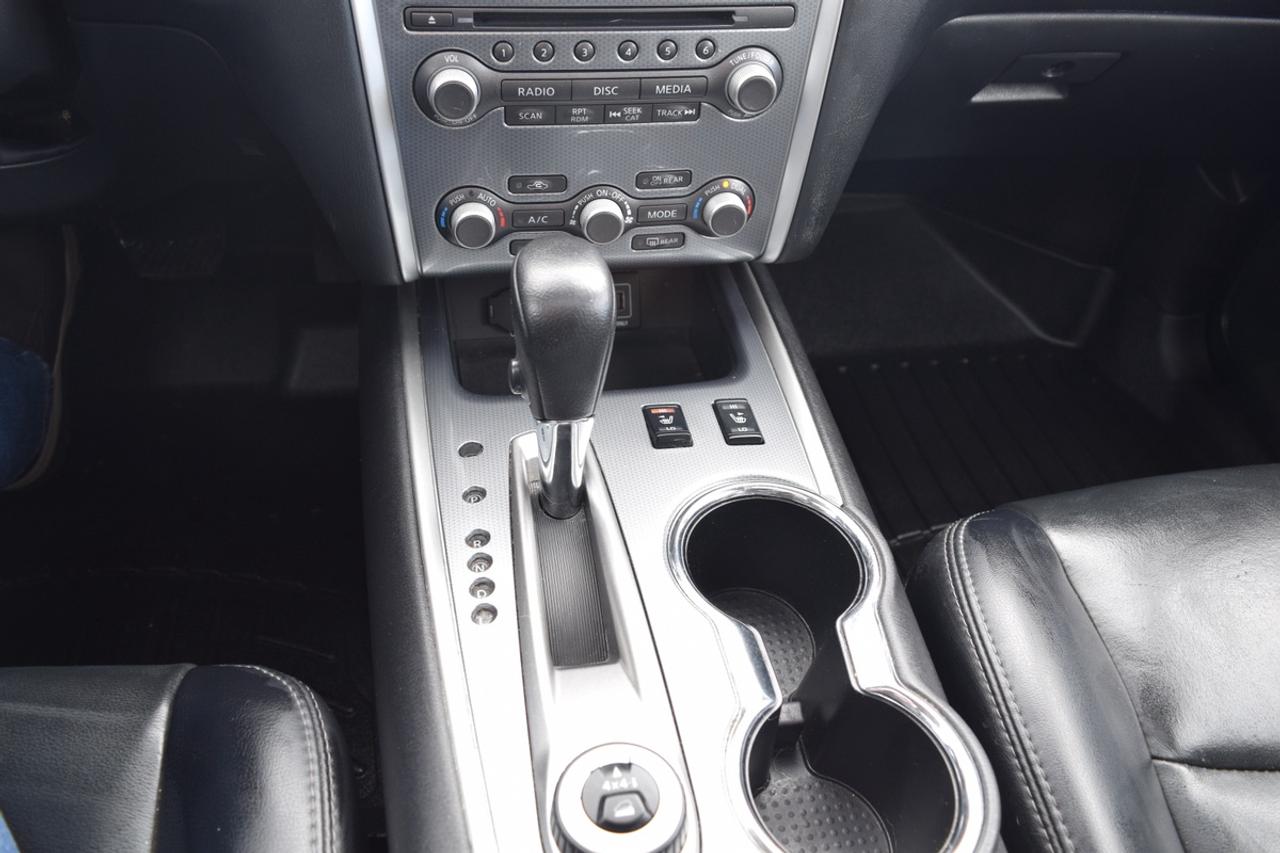 2018 Nissan Pathfinder SL 4WD Panoramic Sunroof Navi Photo
