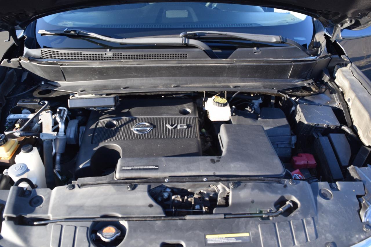 2016 Nissan Pathfinder SV AWD BACK UP CAMERA Photo