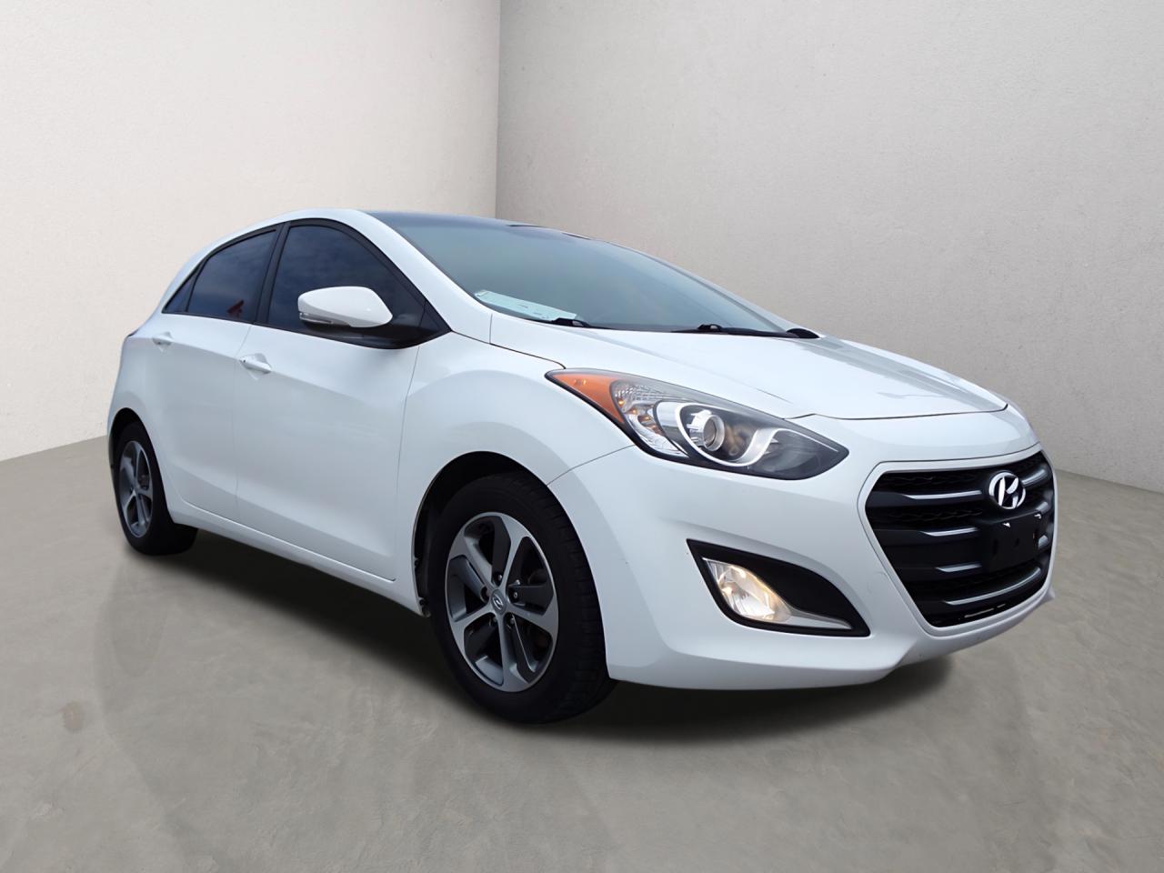 2016 Hyundai Elantra GT GLS Manual Panoramic Sunroof Photo2