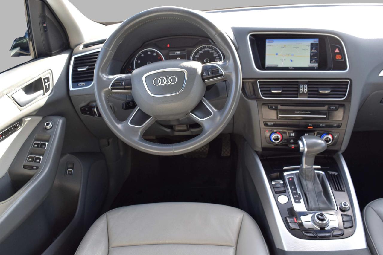 2017 Audi Q5 Technik AWD Navi Panoramic Sunroof Photo