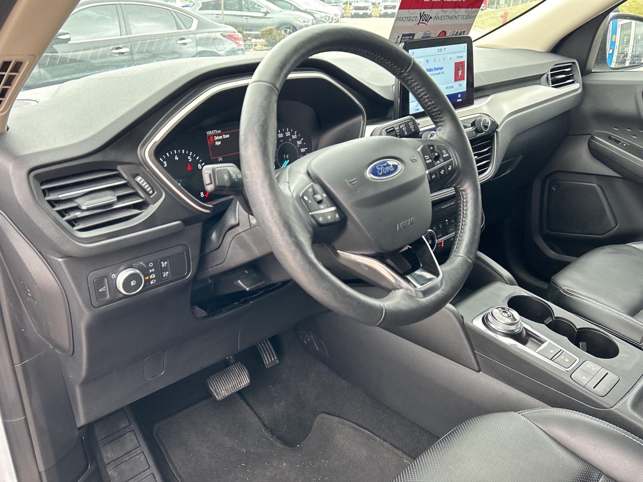 2020 Ford Escape SEL   Leatherette   Clean Carfax Photo