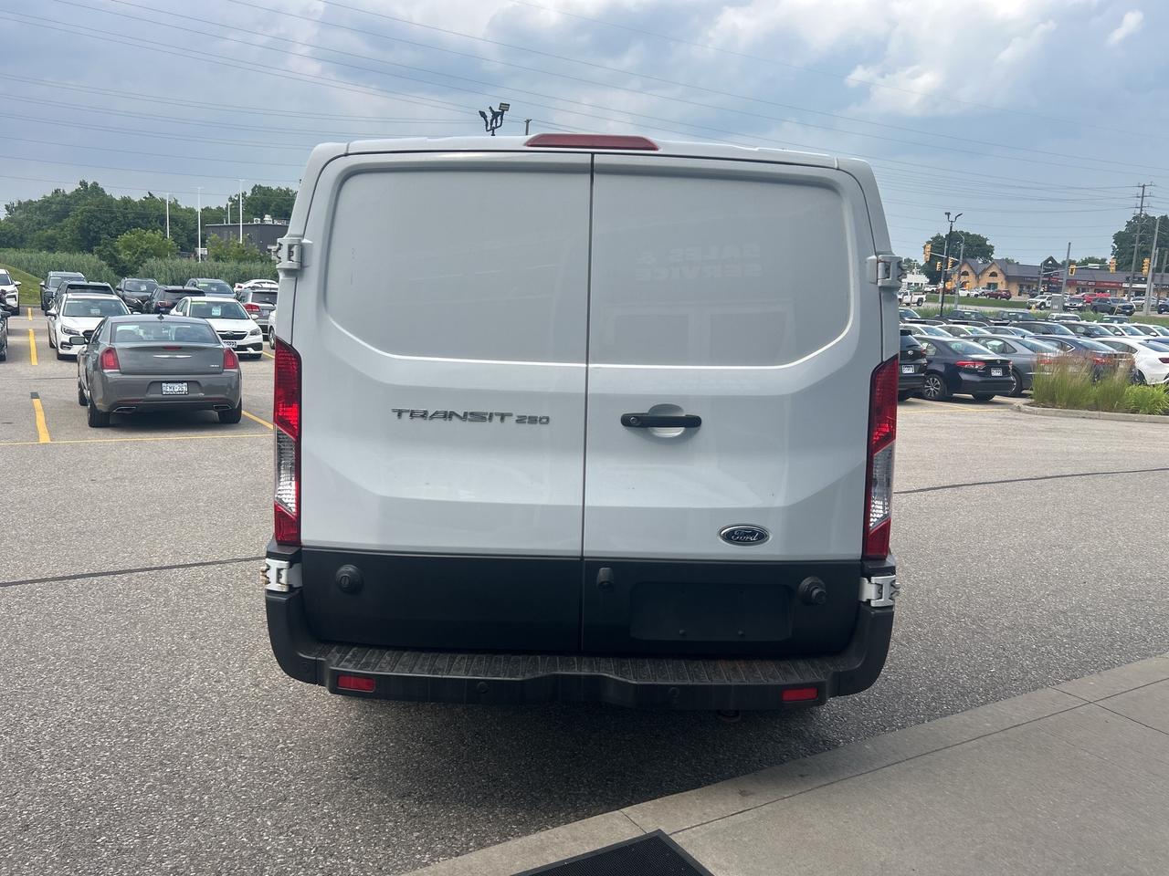 2019 Ford Transit Van T-250 148 Low Rf 9000 GVWR   Clean Carfax Photo3